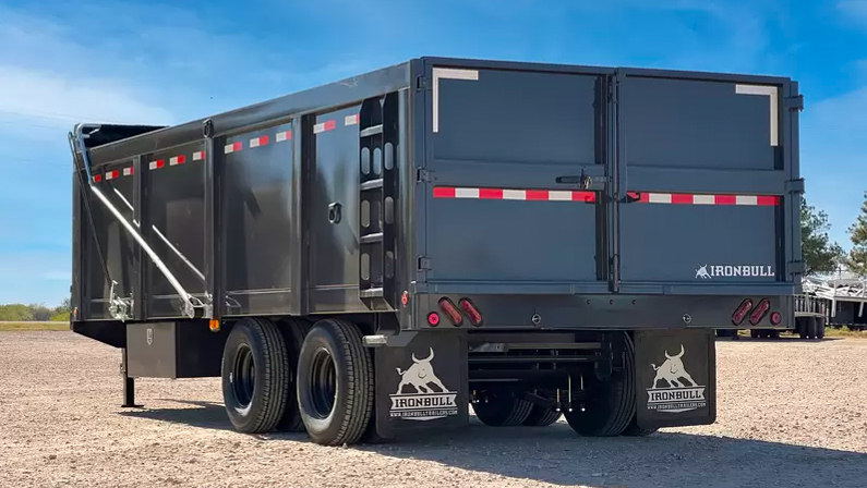 Built after the DSG “Frankendump,” this monster delivers all of the lifting power with it’s 3 stage 12 ton telescopic cylinder.