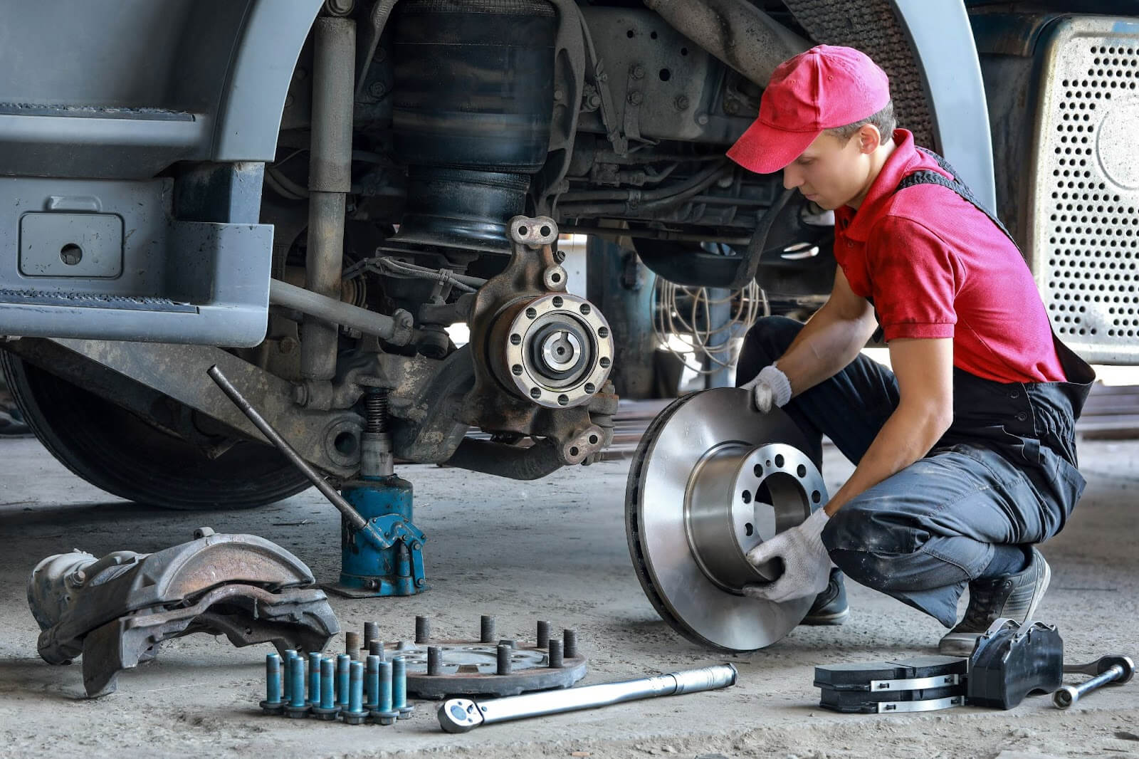 The Complete Guide to Replacing Trailer Brakes